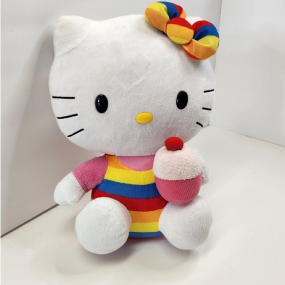 🆕 Hello Kitty Rainbow with Cupcake Plushie
